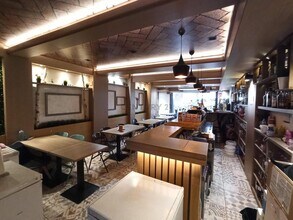 Local commercial dans Barcelone, Barcelona à louer Photo intérieure– Image 2 sur 7