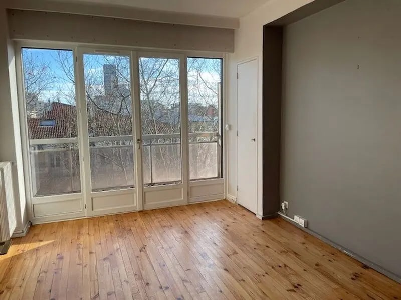 Bureau dans Lyon à louer Photo de l’immeuble– Image 1 sur 7