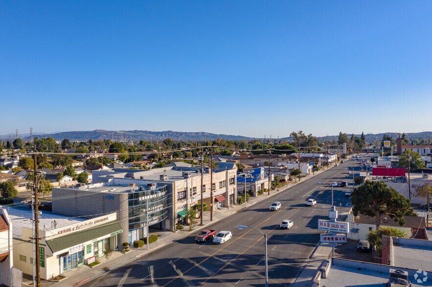 1788 S San Gabriel Blvd, San Gabriel, CA à louer - Photo de l’immeuble – Image 3 sur 16