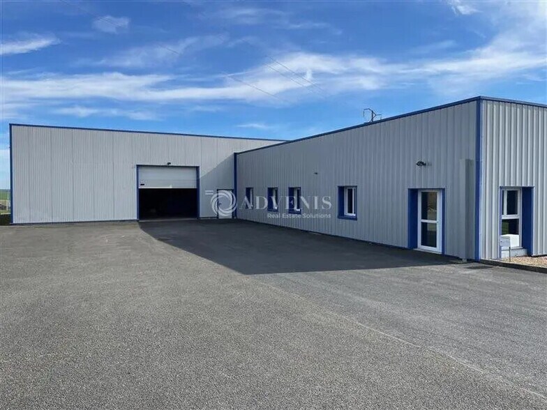 Local d'activités dans Vendôme à vendre - Photo de l’immeuble – Image 1 sur 9