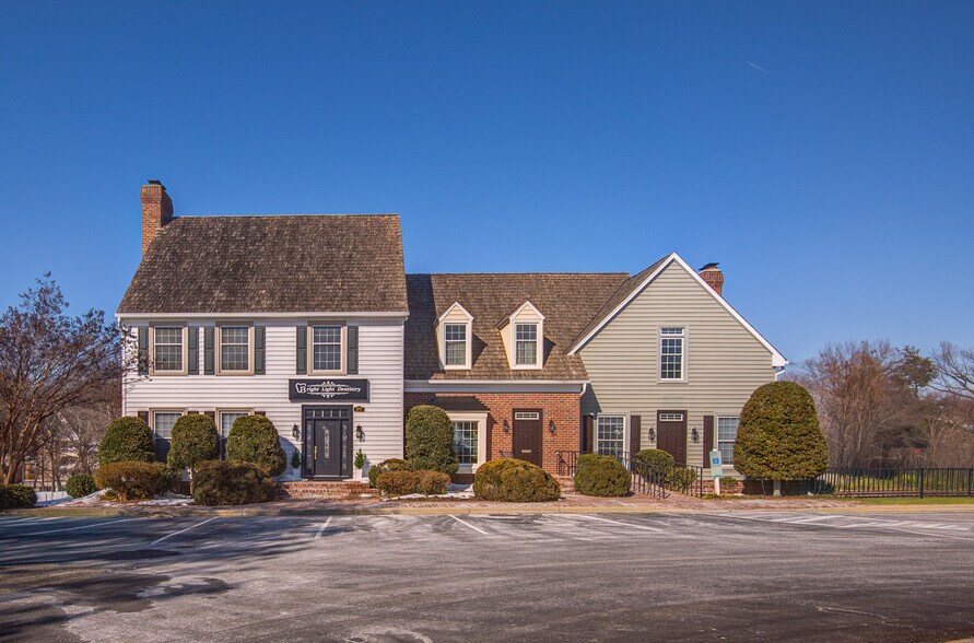 13000 Harbor Dr, Woodbridge, VA à louer - Photo intérieure – Image 2 sur 25