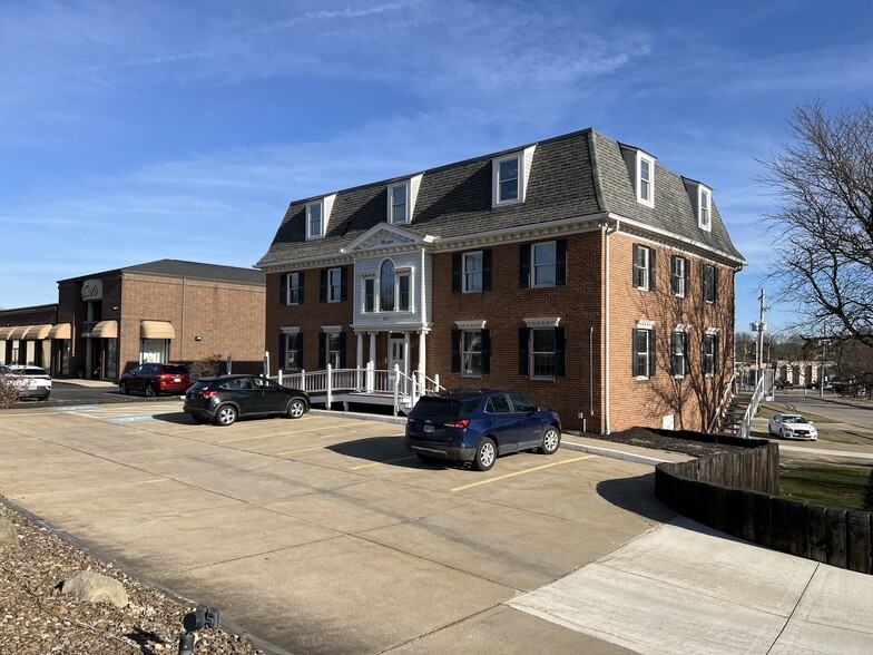 3057 W Market St, Fairlawn, OH à louer - Photo de l’immeuble – Image 2 sur 4
