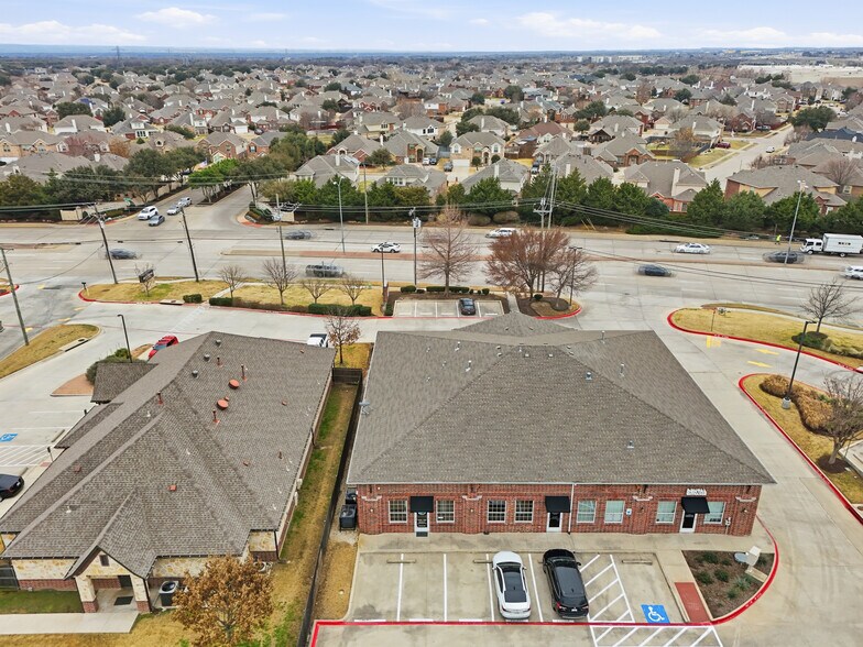 2950 W Camp Wisdom Rd, Grand Prairie, TX à louer - Photo de l’immeuble – Image 3 sur 18