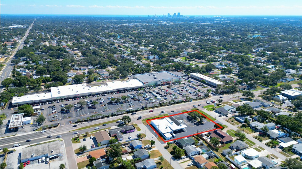 3530 49th St N, Saint Petersburg, FL à vendre - Aérien – Image 3 sur 10
