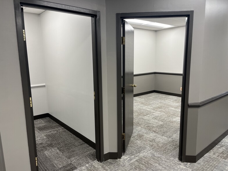 311 Plus Park Blvd, Nashville, TN à louer - Photo de l’immeuble – Image 3 sur 15