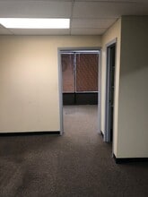 7211 N Dale Mabry, Tampa, FL à louer Photo intérieure– Image 2 sur 3