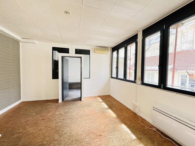 15 Rue Hélène, Paris à vendre - Photo de l’immeuble – Image 2 sur 11
