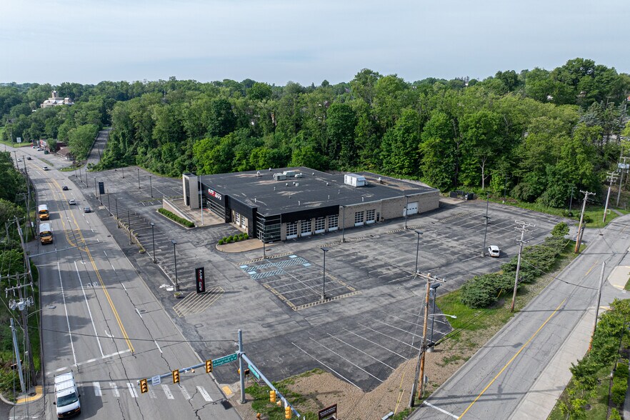4800 Clairton Blvd, Pittsburgh, PA à louer - Photo de l’immeuble – Image 2 sur 15