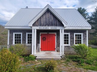 Plus de détails pour 8471 Highway 3, Mahone Bay, NS - Local commercial à vendre