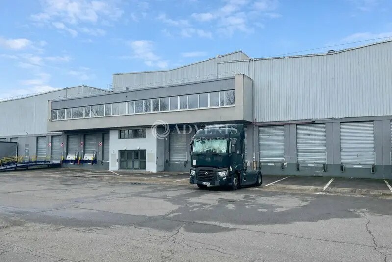 Industriel/Logistique dans Herblay-sur-Seine à louer Photo de l’immeuble– Image 1 sur 10