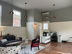 2140 4th St, San Rafael, CA à louer Photo intérieure– Image 2 sur 2