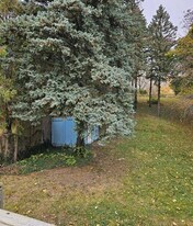 1154 Queens Blvd, Kitchener, ON à vendre - Photo de l’immeuble – Image 3 sur 6