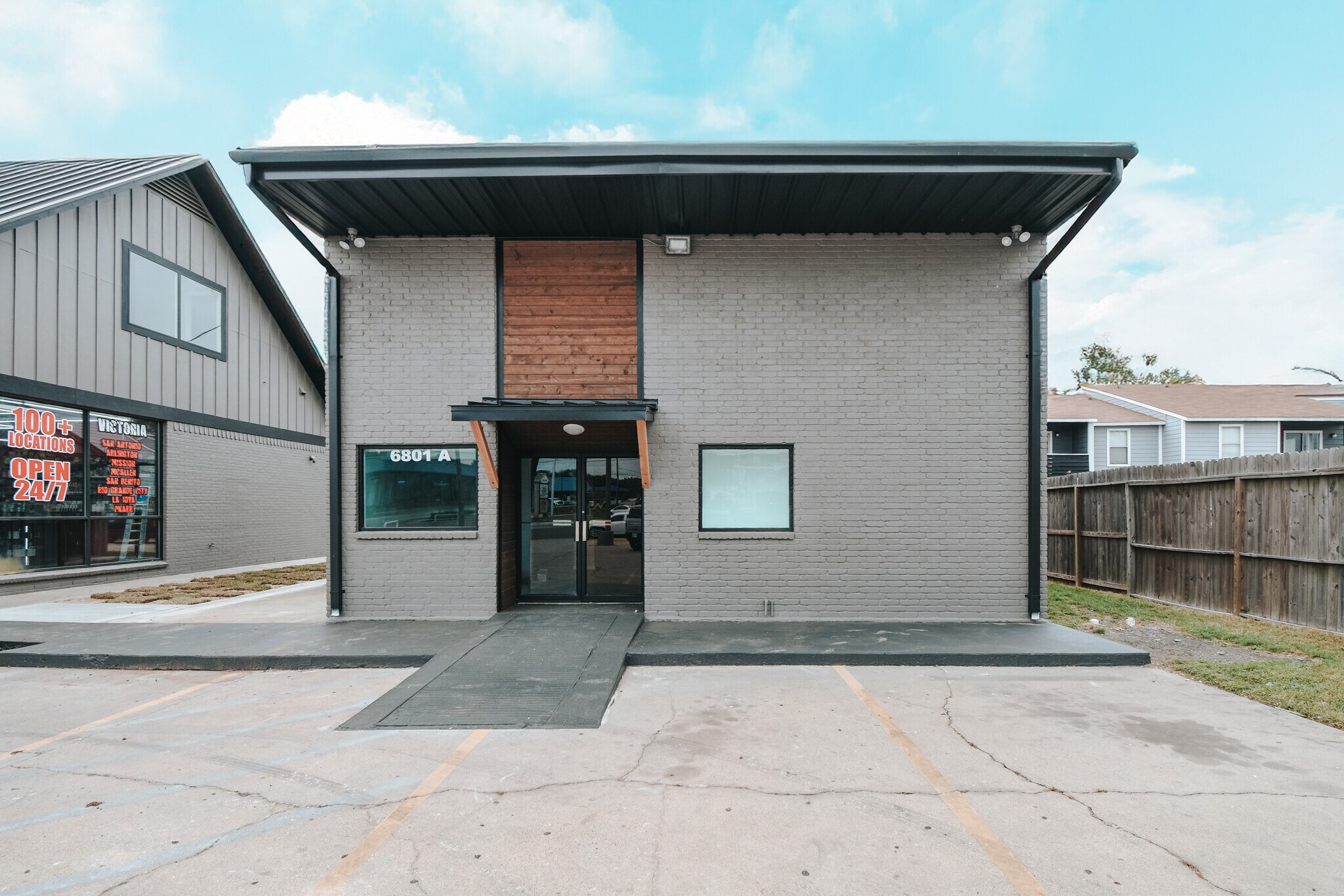 6801 N Navarro St, Victoria, TX à vendre Photo de l’immeuble– Image 1 sur 12