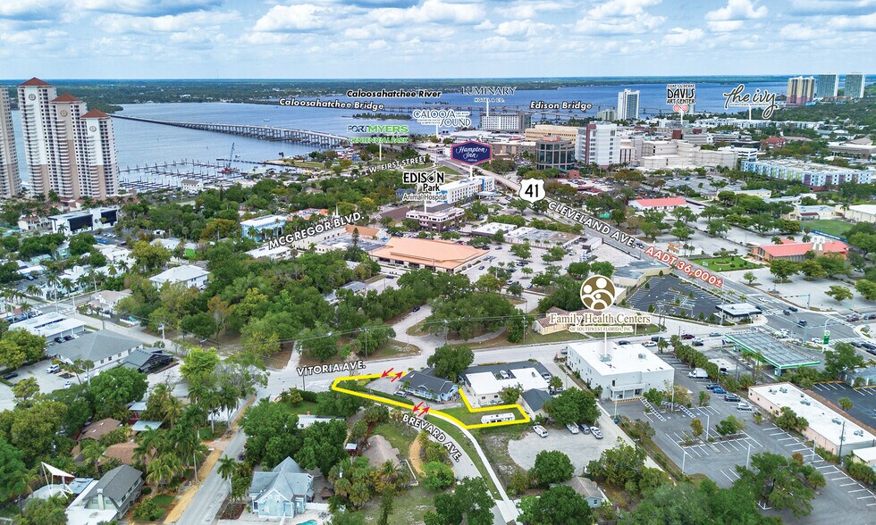 1920 Victoria Ave, Fort Myers, FL à vendre - Aérien – Image 3 sur 7