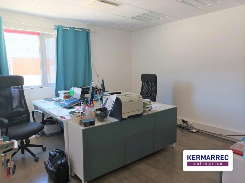 Bureau dans Vern-sur-Seiche à vendre - Photo de l’immeuble – Image 2 sur 7