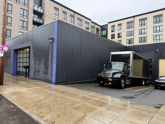 Plus de détails pour 2215 NW Quimby St, Portland, OR - Industriel/Logistique à louer