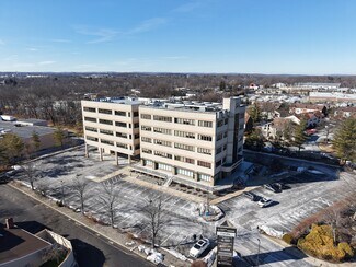 Plus de détails pour 25 Smith St, Nanuet, NY - Bureau à louer