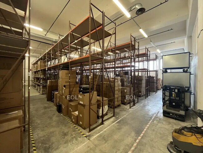 Plus de détails pour Industriel/Logistique à vendre