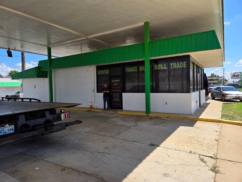 1800 N Portland Ave, Oklahoma City, OK à vendre - Photo de l’immeuble – Image 2 sur 17