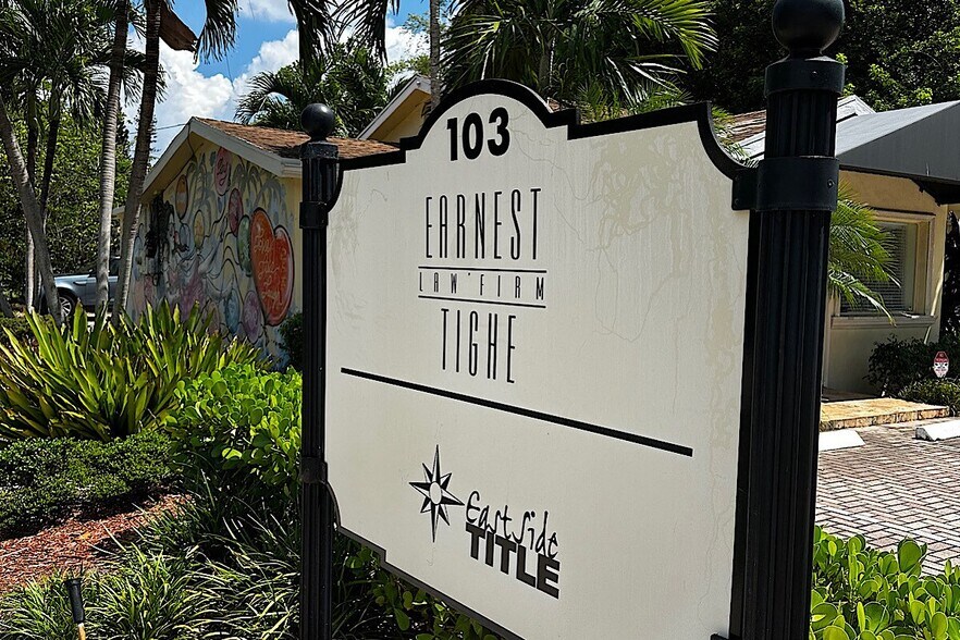 103 NE 4th St, Fort Lauderdale, FL à vendre - Photo de l’immeuble – Image 3 sur 9