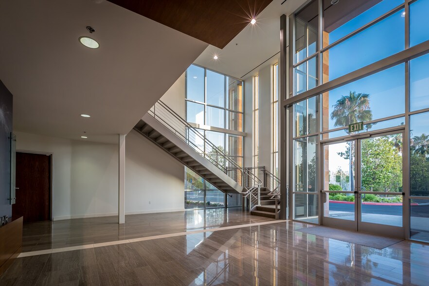 3220 Executive Ridge, Vista, CA à louer - Photo intérieure – Image 2 sur 6
