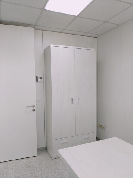 Calle Puerto De La Morcuera, 13, Leganés, Madrid à louer - Photo de l’immeuble – Image 2 sur 14