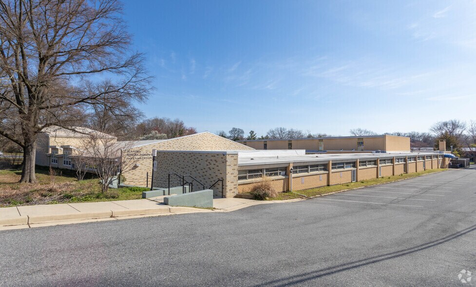 1125 Spa Rd, Annapolis, MD à louer - Photo de l’immeuble – Image 3 sur 6