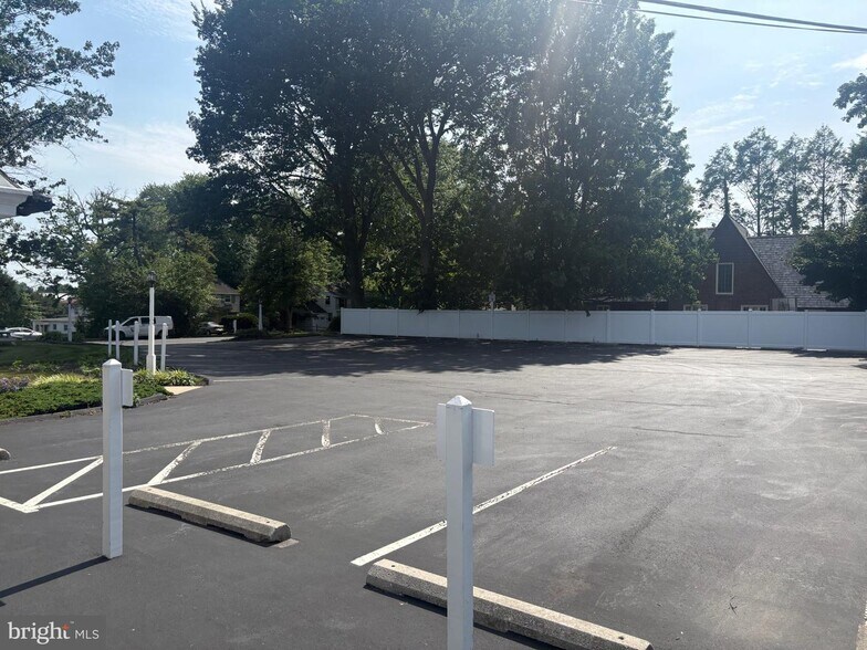 1500 Lititz Pike, Lancaster, PA à vendre - Photo de l’immeuble – Image 3 sur 13