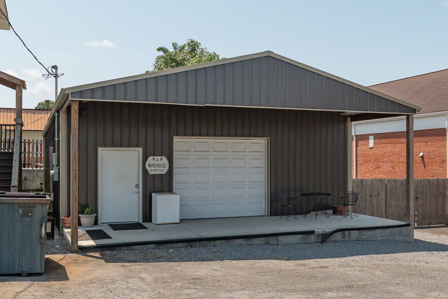 401 Main Ave N, Fayetteville, TN à vendre - Photo de l’immeuble – Image 2 sur 49