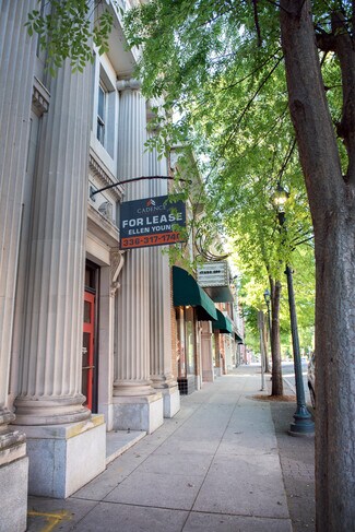 Plus de détails pour 524 S Elm St, Greensboro, NC - Bureau à louer