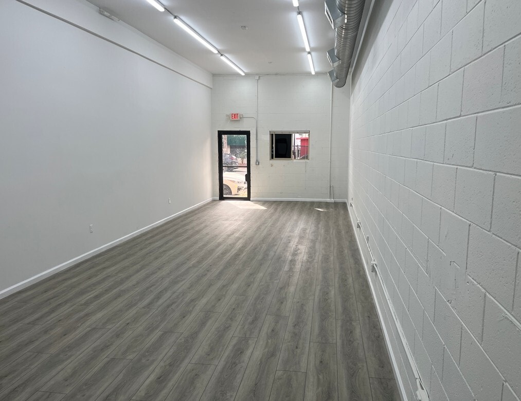 6618 San Fernando Rd, Glendale, CA à louer Photo intérieure– Image 1 sur 9