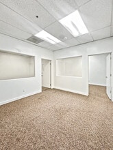 301 Georgia St, Vallejo, CA à louer Photo intérieure– Image 1 sur 3