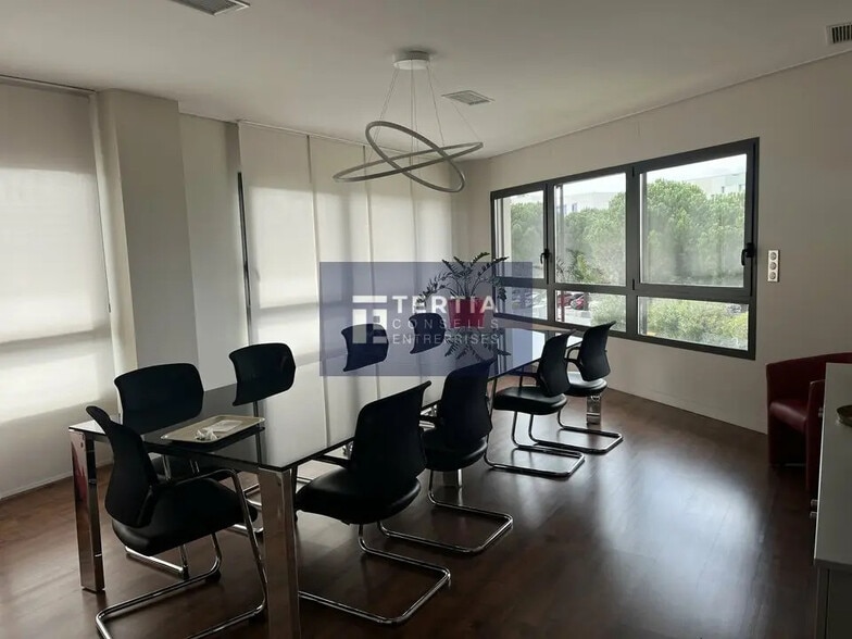 Bureau dans Montpellier à louer - Photo de l’immeuble – Image 3 sur 7