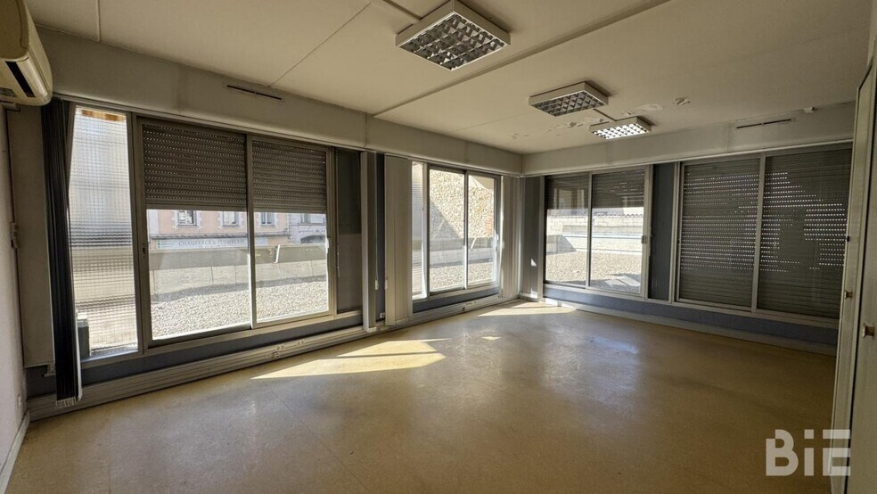 16 Avenue Victor Hugo, Tulle à vendre - Photo intérieure – Image 3 sur 12
