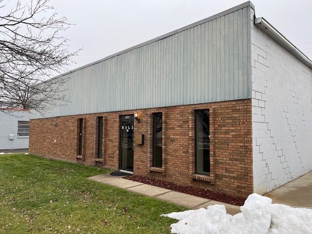 2873 Daley Dr, Troy, MI à vendre - Photo de l’immeuble – Image 1 sur 7