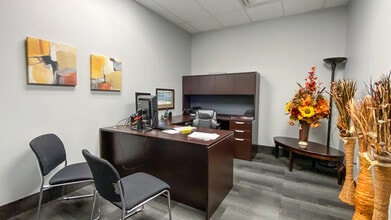 111 Broadway Blvd, Strathcona County, AB à louer Photo intérieure– Image 1 sur 11