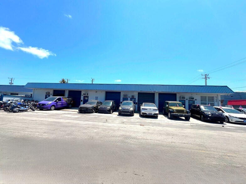 5790 Rodman St, Hollywood, FL à louer - Photo de l’immeuble – Image 2 sur 4