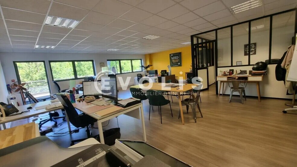 Bureau dans Serris à louer - Photo de l’immeuble – Image 2 sur 14