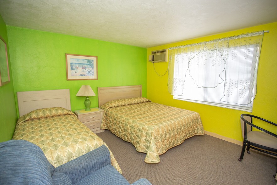 11240 1st St, Treasure Island, FL à vendre - Autre – Image 3 sur 19