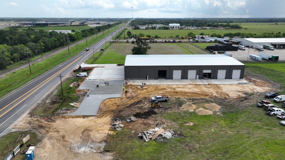 7385 Fannett Rd, Beaumont, TX à louer - Aérien – Image 2 sur 5