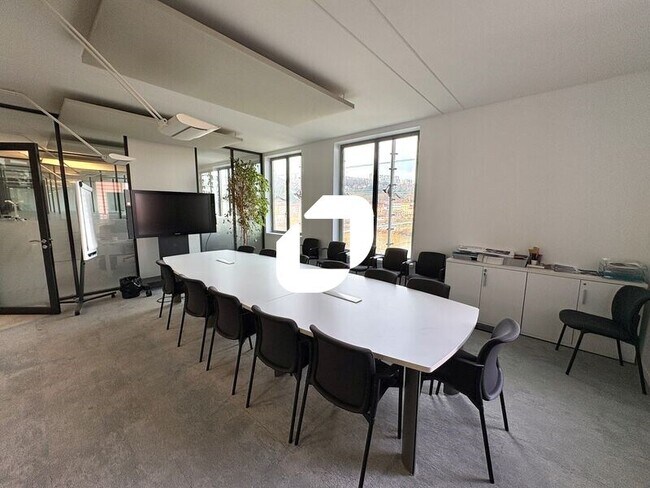 Plus de détails pour Bureau à louer