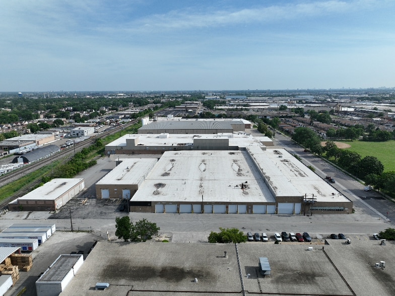 4800 S Kilbourn Ave, Chicago, IL à louer - Photo de l’immeuble – Image 3 sur 13