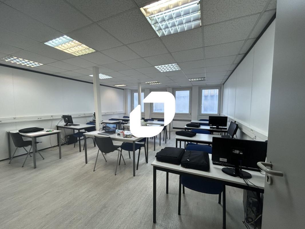 Bureau dans Créteil à vendre Photo intérieure– Image 1 sur 7