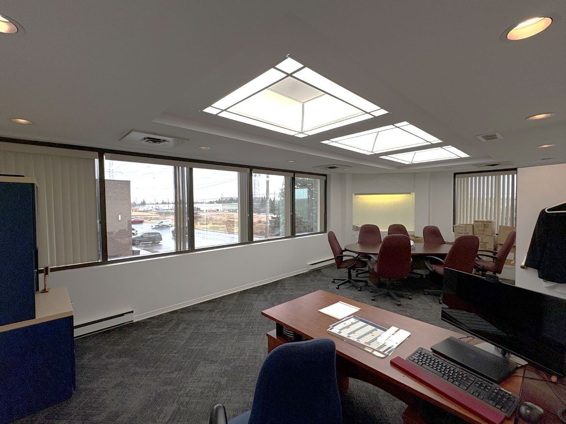 30 Concourse Gate, Nepean, ON K2E 7V7 - Lot 205 - - Photo intérieure - Image 2 of 5