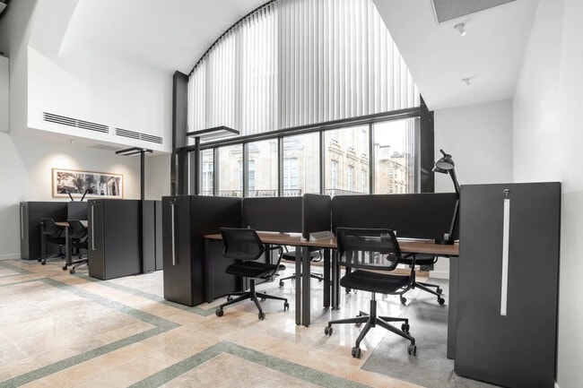 Plus de détails pour Bureau à louer