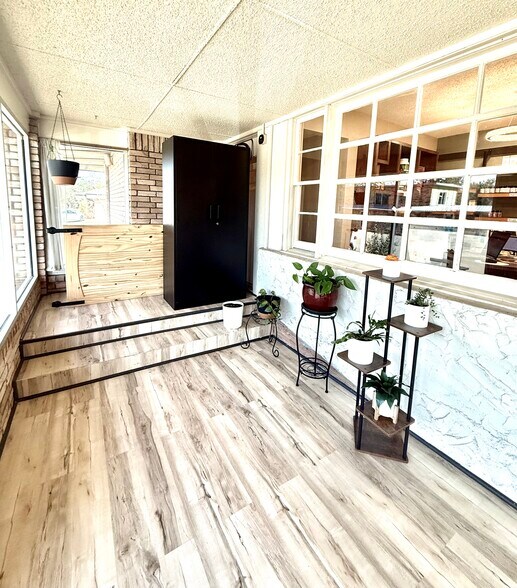 1020 18th St, Woodward, OK à vendre - Hall d’entrée – Image 3 sur 32