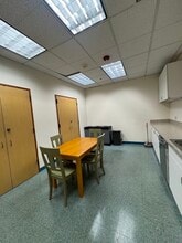 1900 W Nickerson St, Seattle, WA à louer Photo intérieure– Image 2 sur 6