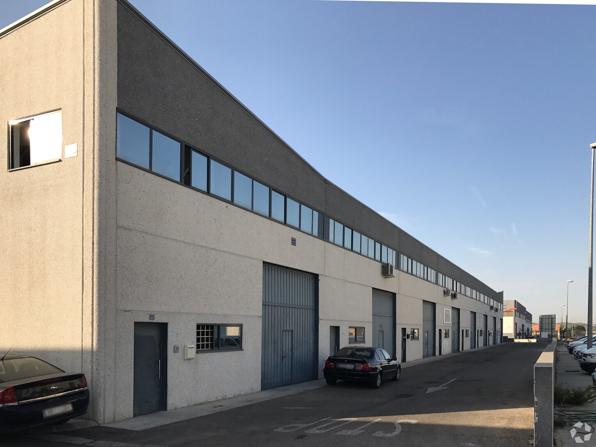 Industriel/Logistique dans Arganda del Rey, Madrid à louer Photo de l’immeuble– Image 1 sur 3