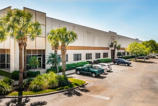 Plus de détails pour 12600 Westlinks Dr, Fort Myers, FL - Industriel/Logistique à louer