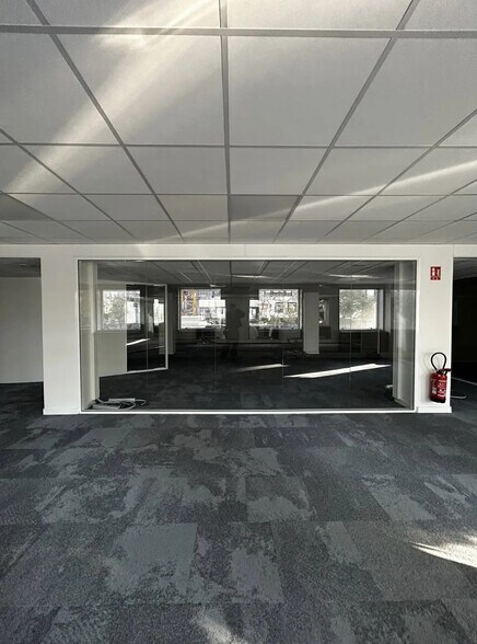 Bureau dans Lyon à louer - Photo de l’immeuble – Image 2 sur 5